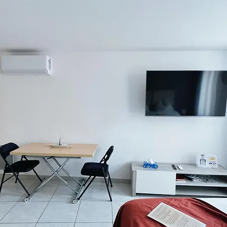 Domus Via Domitia Apartamento