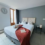 Domus Via Domitia Appartement *