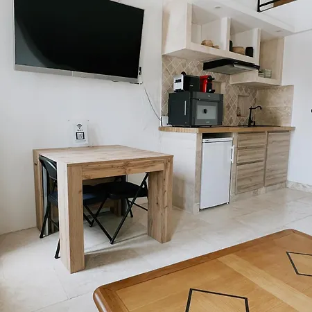 Domus Via Domitia * Narbona