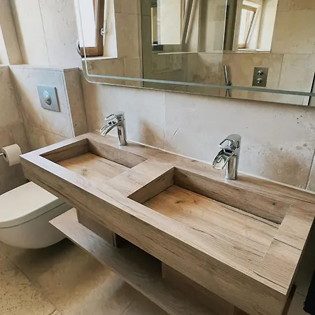 Domus Via Domitia