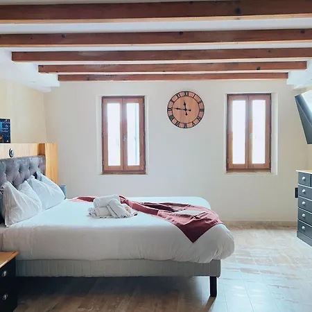 Domus Via Domitia