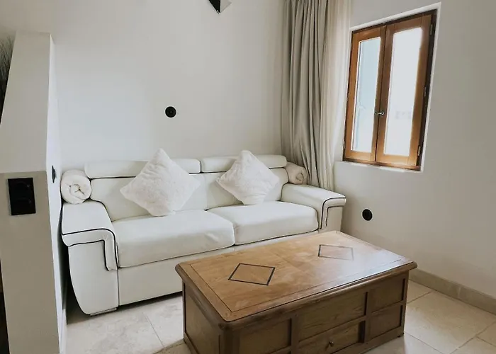 Domus Via Domitia Lejlighed